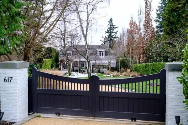 23 Different Types of Entry Gates For Your Home: Which Type of Gate is Best for Home? 1 Types of Gates