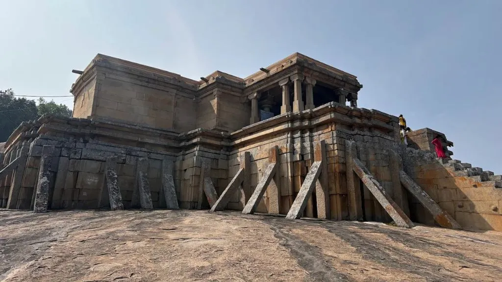 Gomateshwara Temple, Shravanabelagola